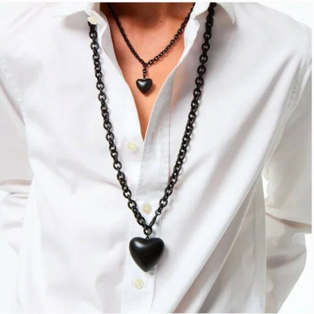 BEST Roxanne Assoulin The Puffy Heart Necklace Black Noir - Picture 2 of 4